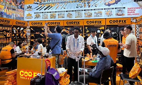 Ανοίγει το νέο κατάστημα συνεργατών της COOFIX, η παγκόσμια πρόσληψη αντιπροσ...
